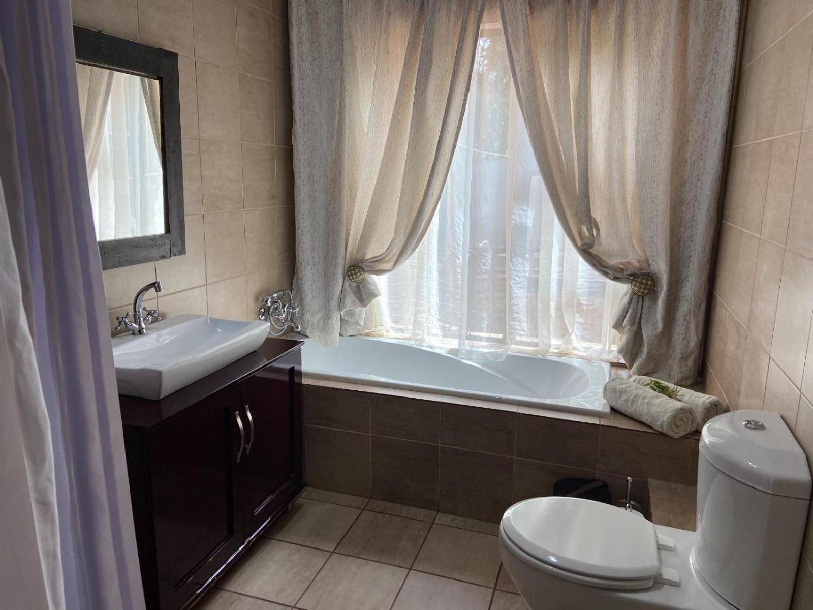 Aloe Guesthouse Klerksdorp Værelse billede