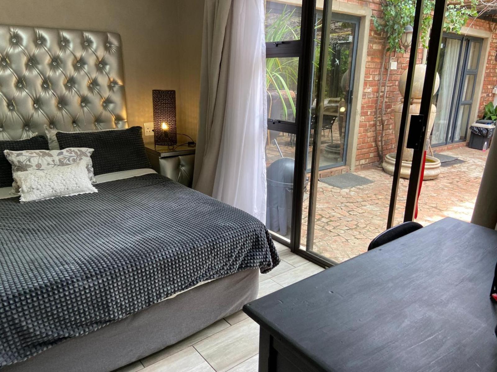 Aloe Guesthouse Klerksdorp Værelse billede